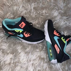 Nike youth air max 90 ultra gs